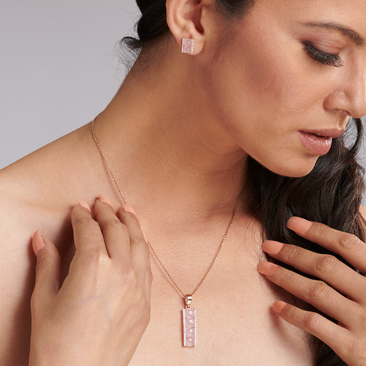 The Dazzling Pink - TTDevassy